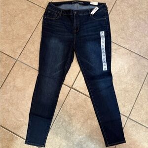 NWT Old Navy dark wash rockstar skinny jeans